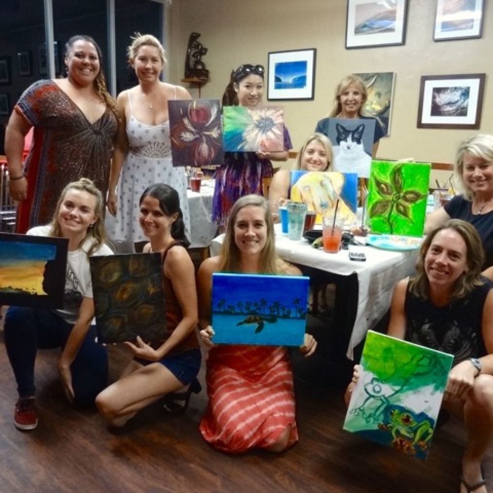 Art & Wine Night At MoSa’s Joint