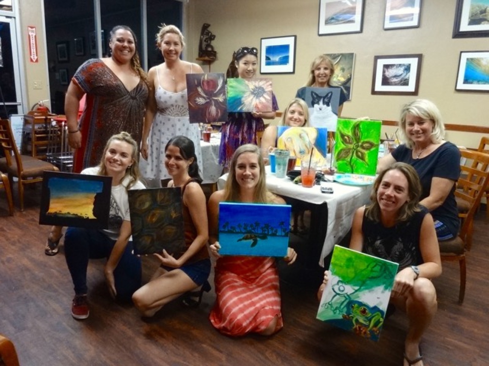 Art & Wine Night At MoSa’s Joint