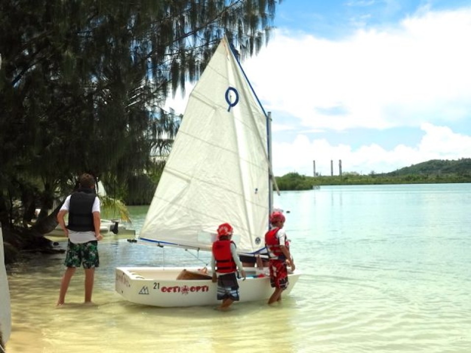 Marianas Yacht Club Holds Sailing Lessons for Kids on Guam