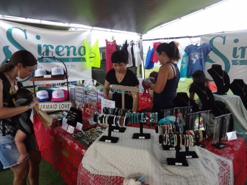 Holiday Craft Fair Draws Hundreds to Shop with Over 50 Local Vendors